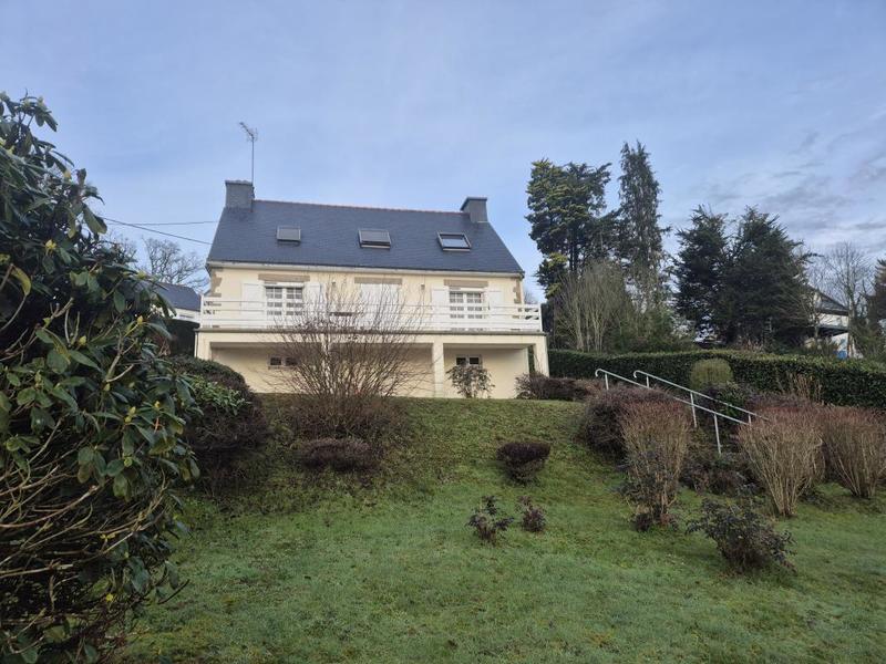 Maison - 122 m² - 4 pièces