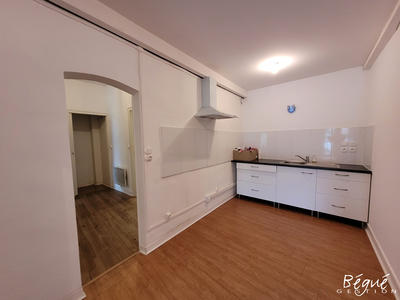 Appartement - 95 m² - 3 pièces