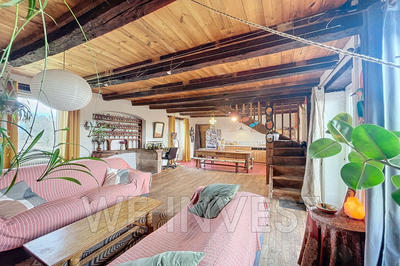 Propriété - 207 m² - 12 pièces