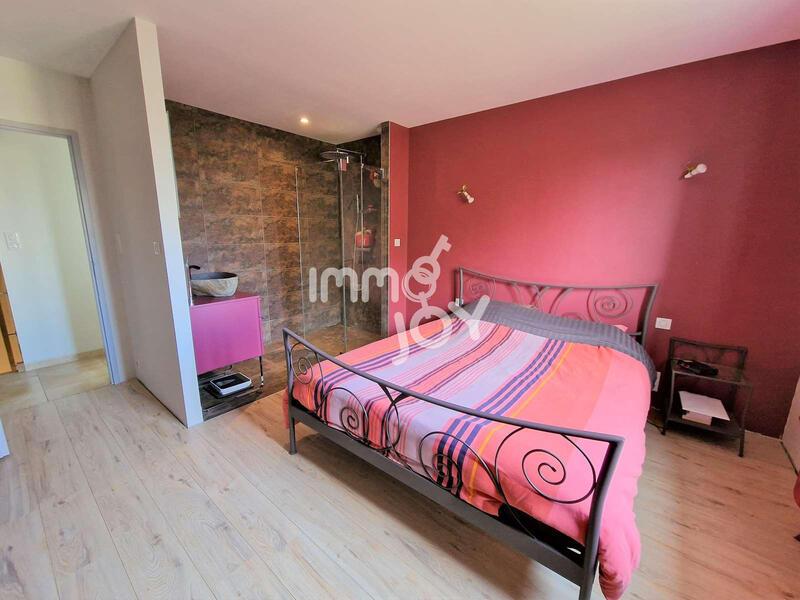 Maison - 156 m² - 6 pièces