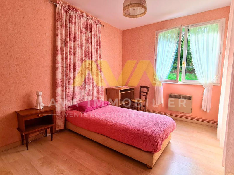 Maison - 209 m² - 9 pièces