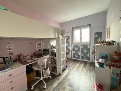 Maison traditionnelle - 84 m² - 4 pièces