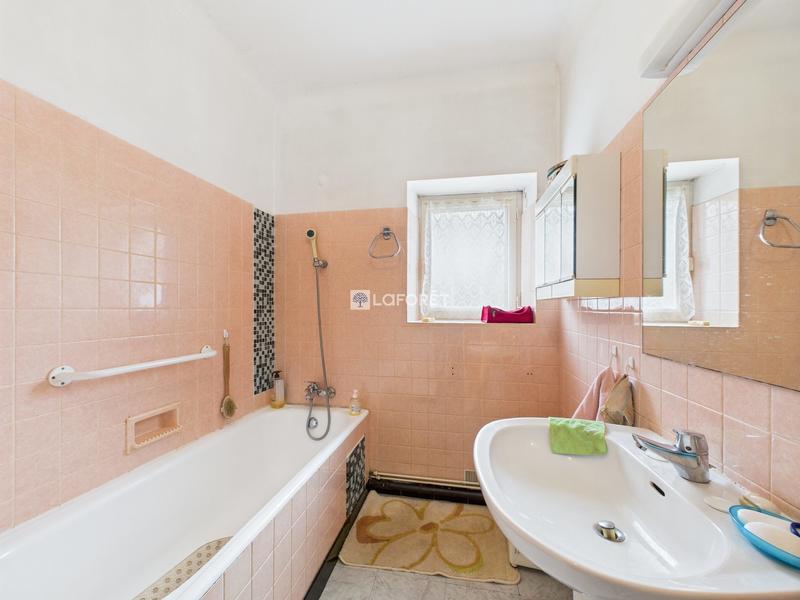 Maison traditionnelle - 134 m² - 6 pièces