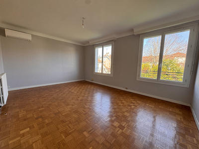 Appartement - 84 m² - 3 pièces