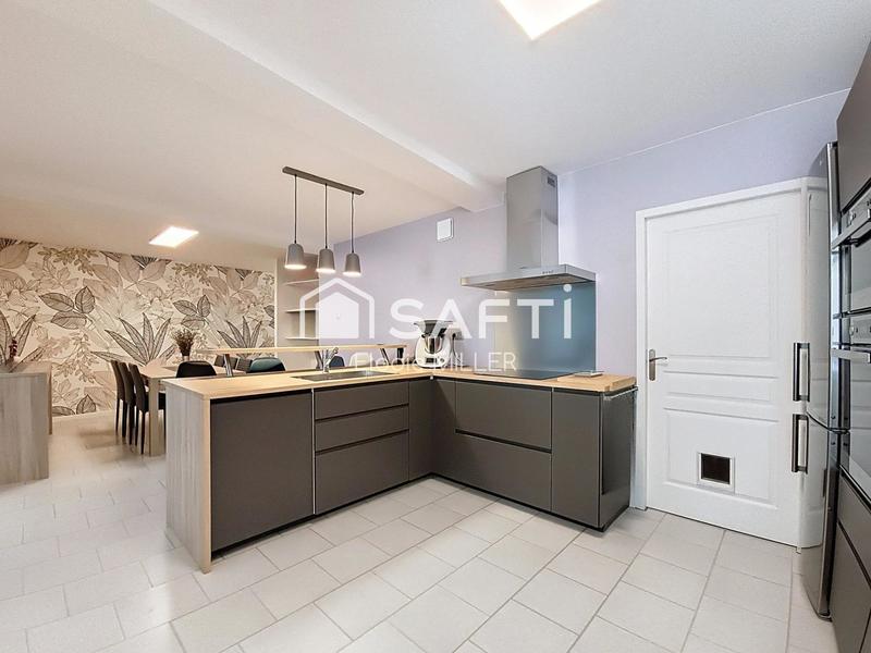 Maison - 97 m² - 4 pièces