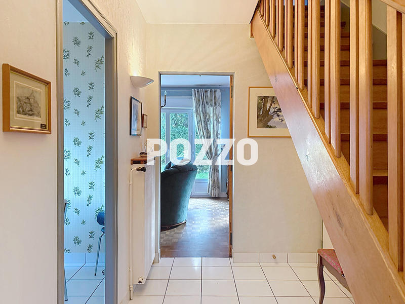 Maison - 92 m² - 6 pièces