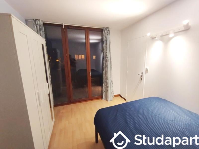Chambre - 12 m² - 1 pièce