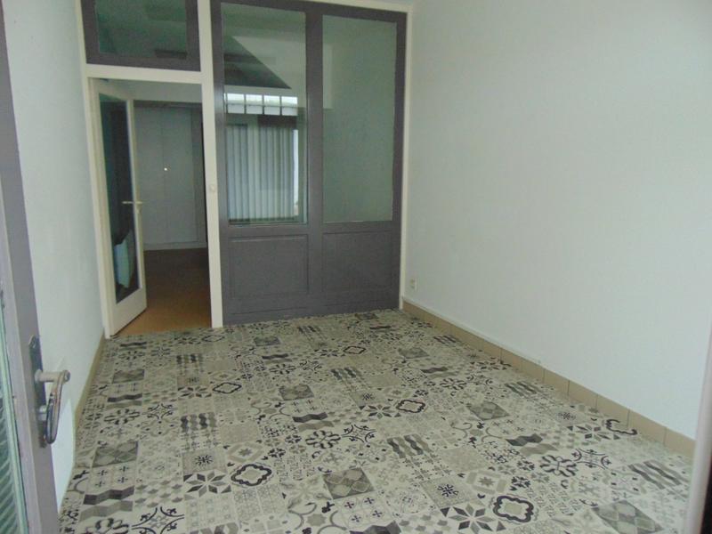 Local commercial - 40 m² - 3 pièces