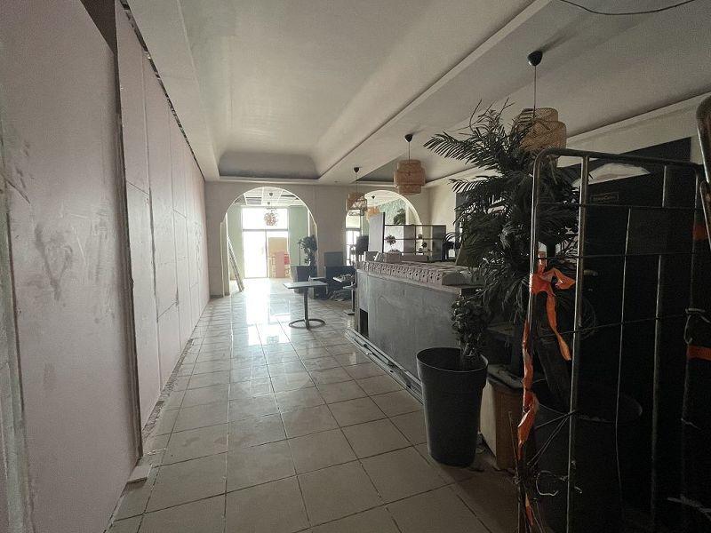 Fonds de commerce - Local commercial - 100 m²