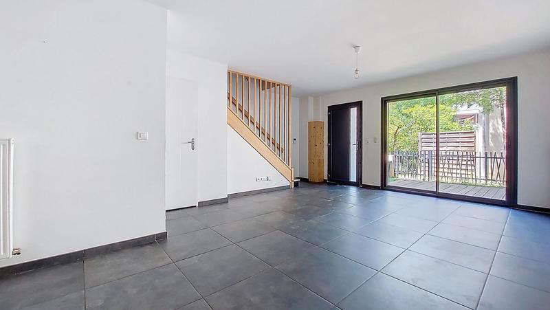 Maison - 80 m² - 4 pièces