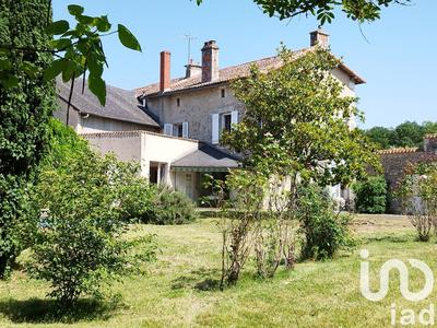 Maison - 193 m² - 9 pièces