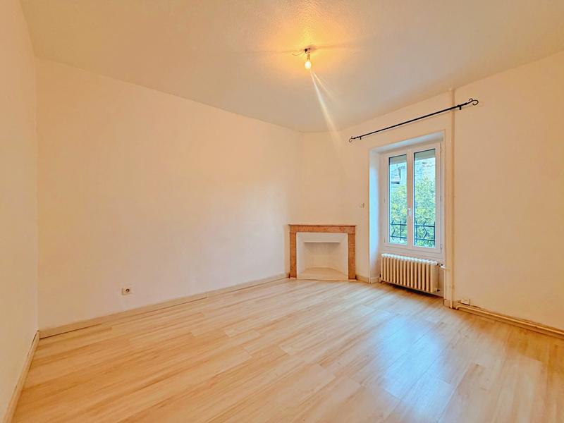 Maison - 93 m² - 5 pièces
