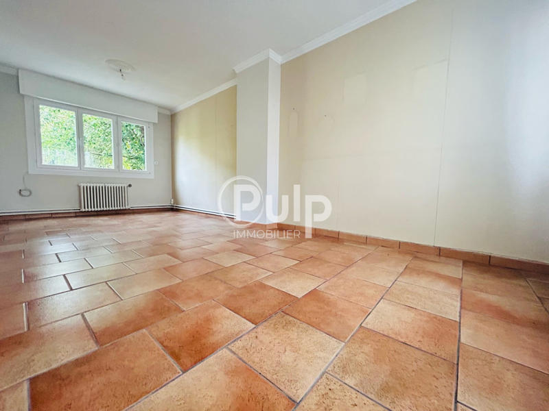 Maison - 93 m² - 6 pièces