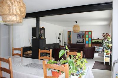 Maison - 188 m² - 9 pièces