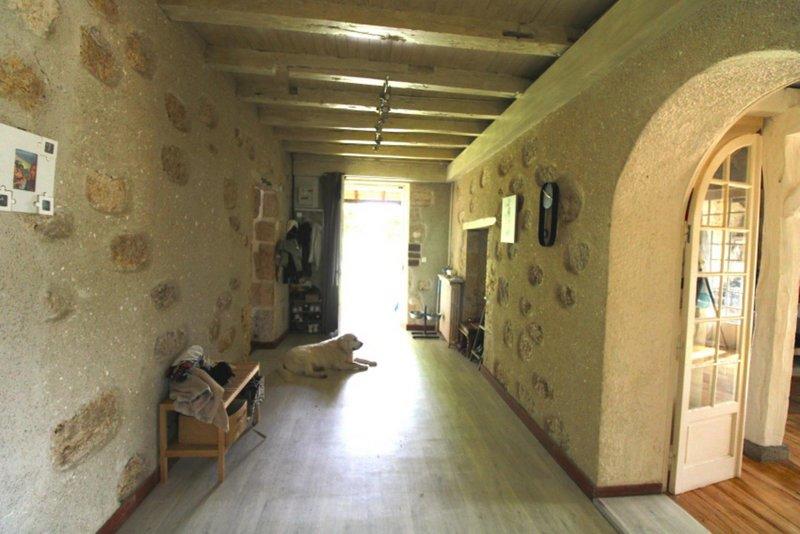 Propriété - 253 m² - 8 pièces