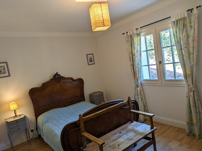 Maison - 140 m² - 6 pièces