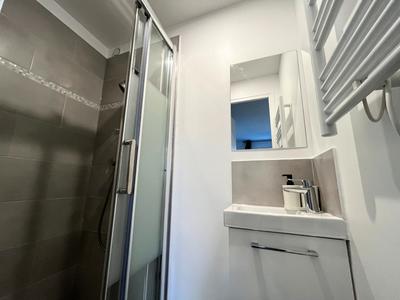 Appartement - 90 m² - 6 pièces