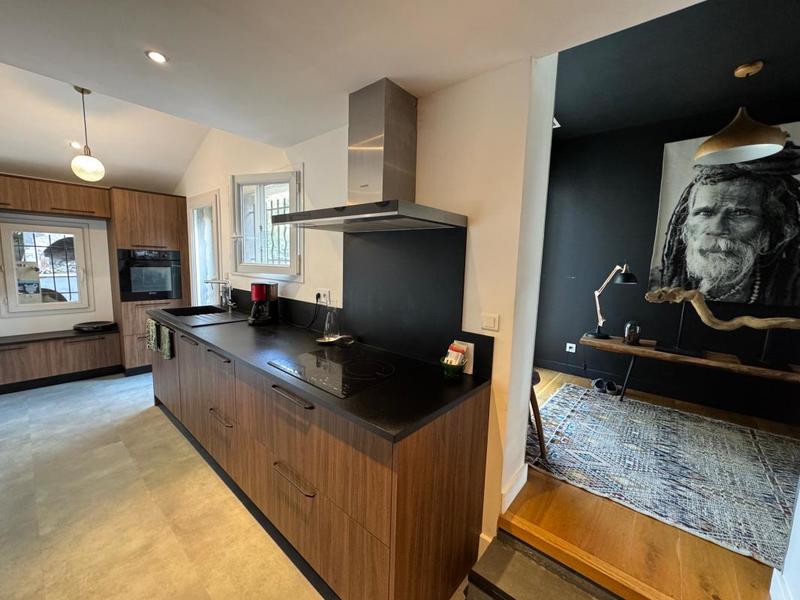 Maison - 137 m² - 5 pièces