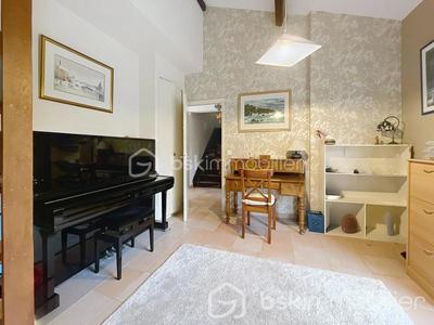 Maison d'architecte - 143 m² - 6 pièces