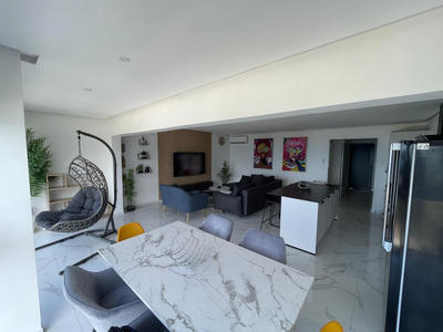 Appartement - 150 m² - 5 pièces