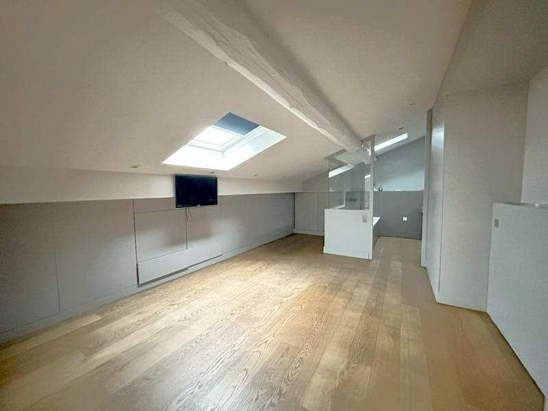 Appartement - 107 m² - 3 pièces