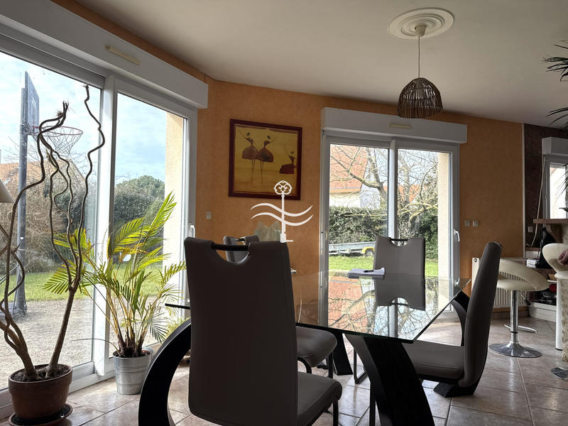 Maison - 103 m² - 5 pièces