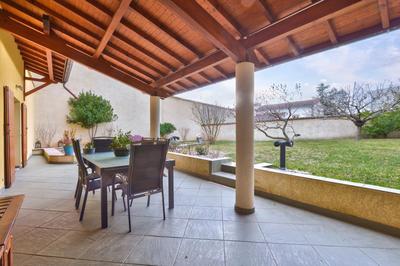 Maison - 180 m² - 5 pièces