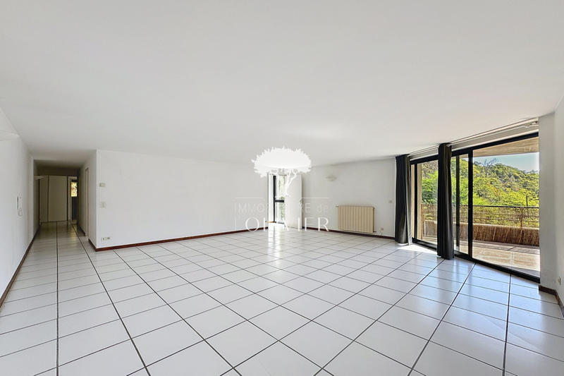 Appartement - 121 m² - 4 pièces