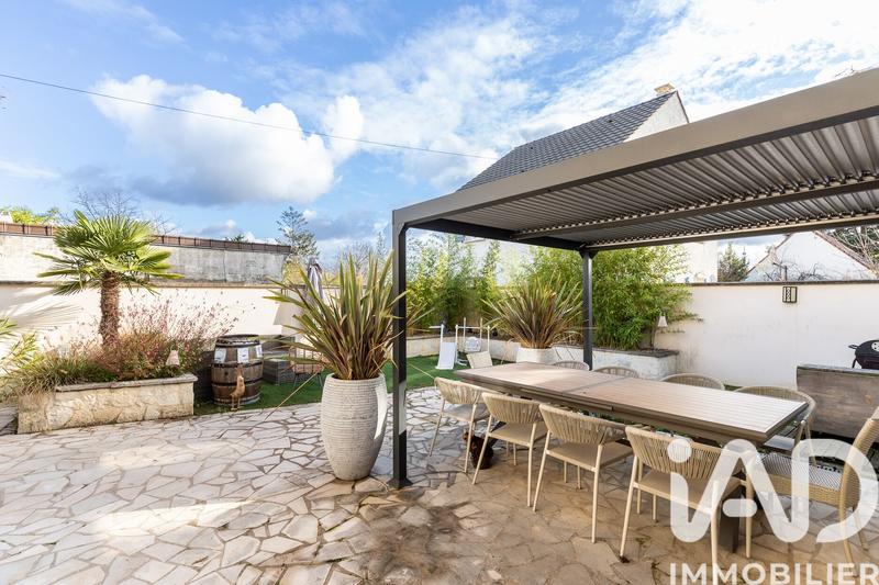 Maison - 90 m² - 5 pièces