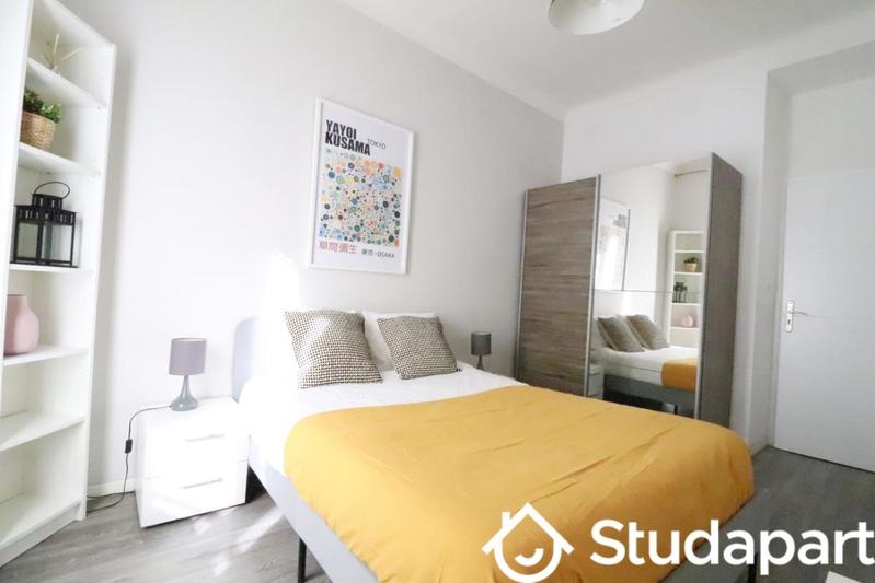 Chambre - 10 m² - 1 pièce