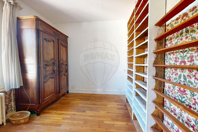 Maison - 91 m² - 5 pièces