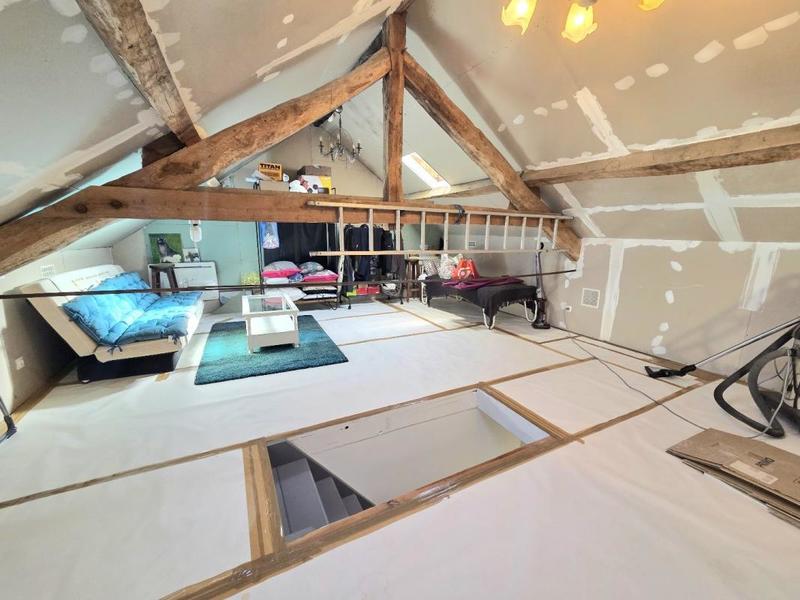 Maison - 168 m² - 3 pièces