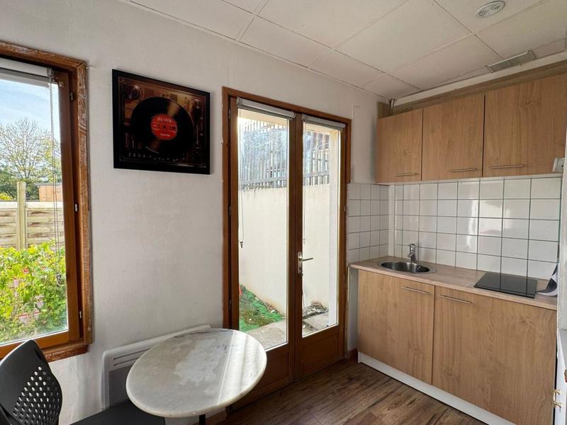 Immeuble - 163 m² - 9 pièces