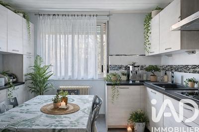 Appartement - 79 m² - 3 pièces