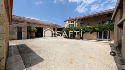 Maison - 188 m² - 6 pièces