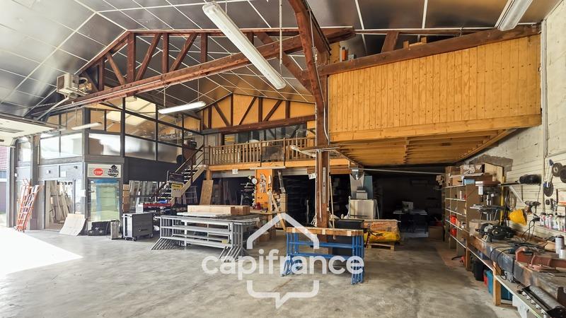 Bureau - 605 m² - 7 pièces