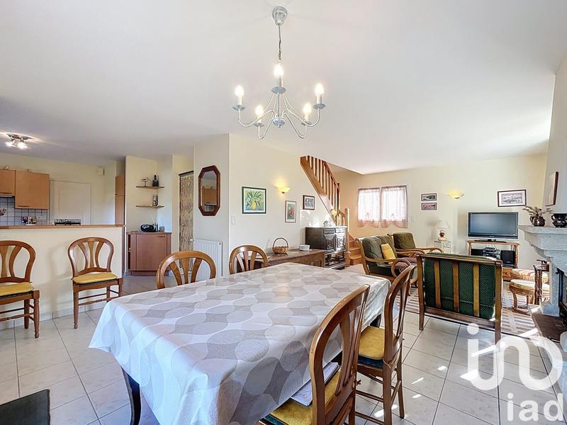 Maison - 98 m² - 5 pièces