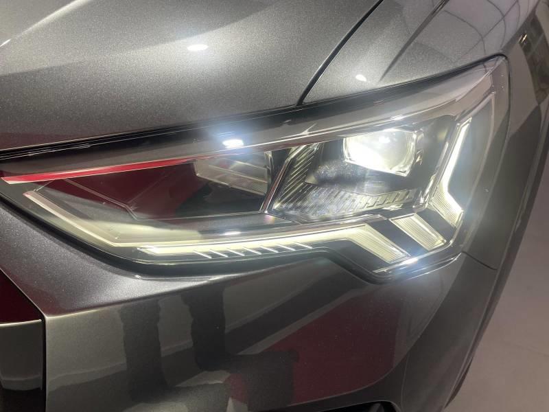 Audi Q3 45 TFSIe 245 ch s tronic 6 s line