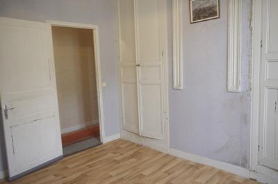 Maison - 220 m² - 10 pièces