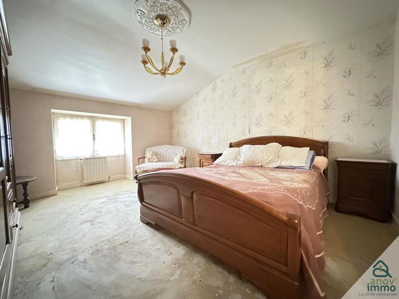 Maison - 287 m² - 9 pièces