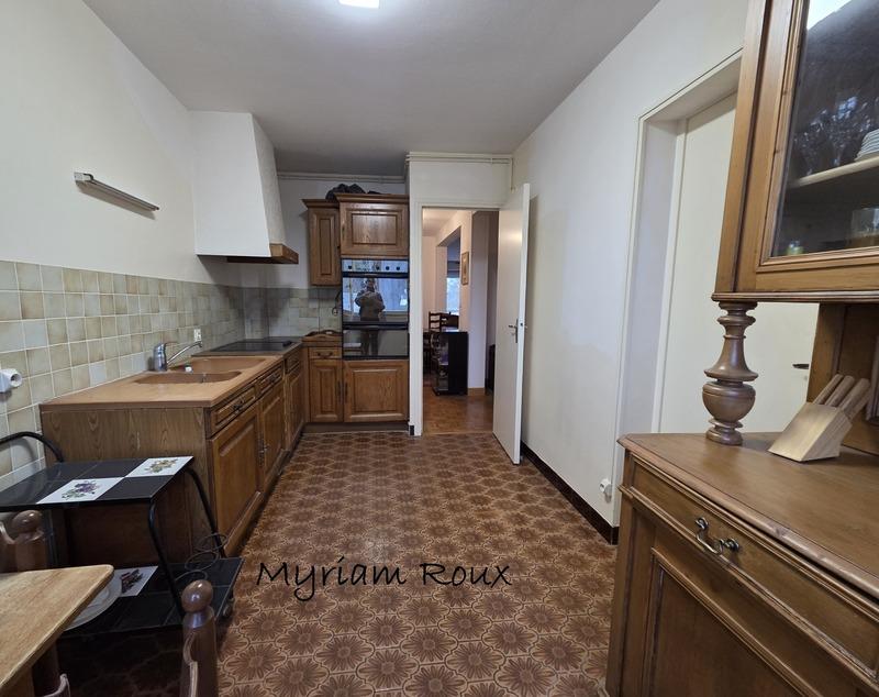 Appartement - 132 m² - 6 pièces