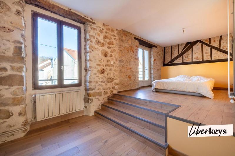 Propriété - 155 m² - 8 pièces