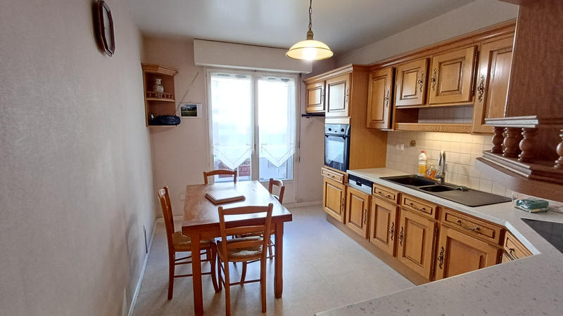 Appartement - 105 m² - 5 pièces