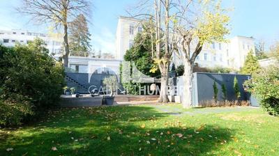 Appartement - 206 m² - 5 pièces