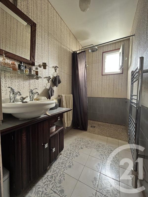 Maison - 125 m² - 7 pièces