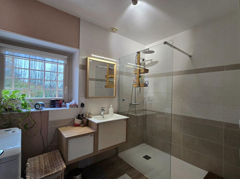 Maison - 170 m² - 8 pièces