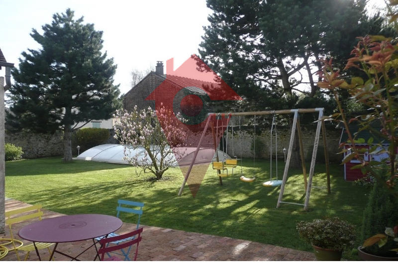 Maison - 184 m² - 6 pièces