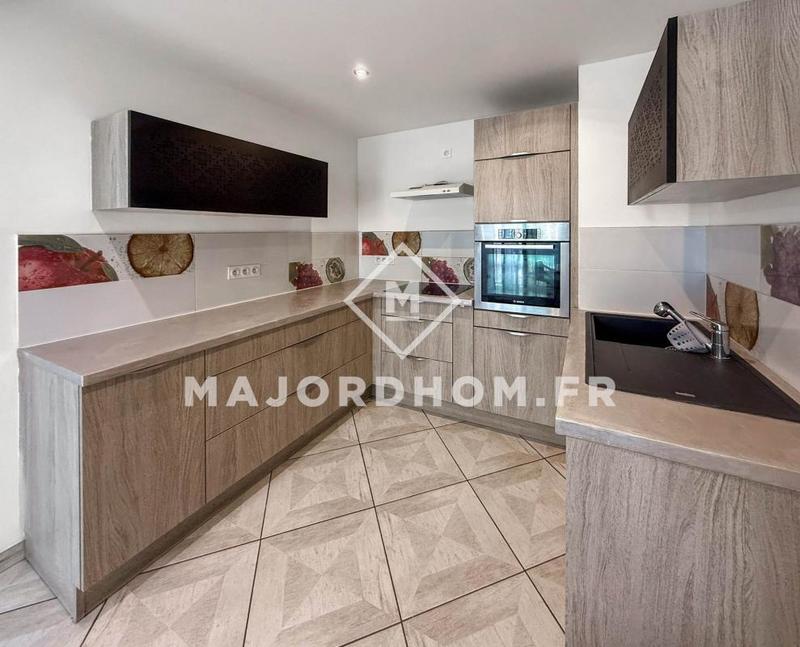 Appartement - 90 m² - 4 pièces