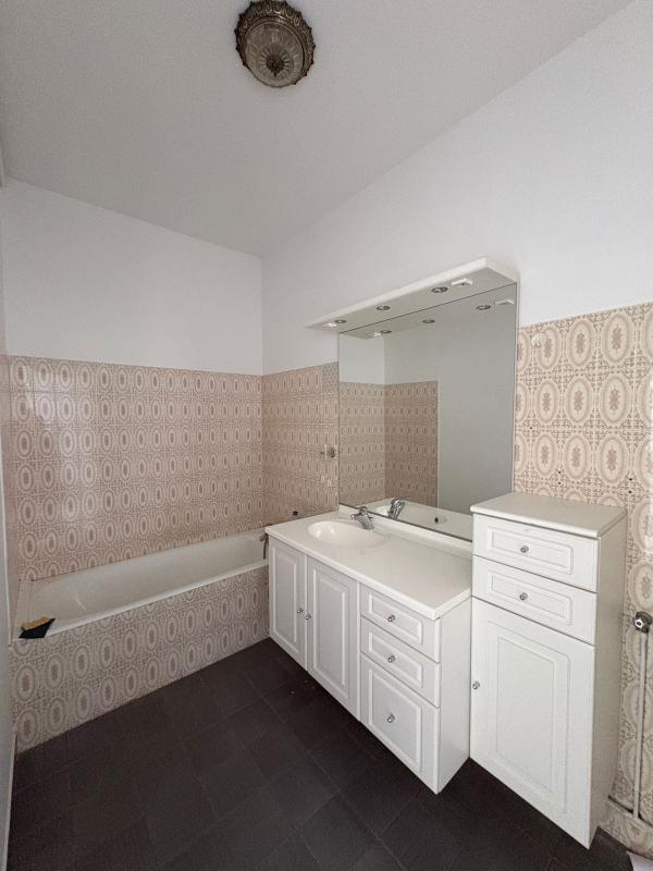 Appartement - 87 m² - 3 pièces