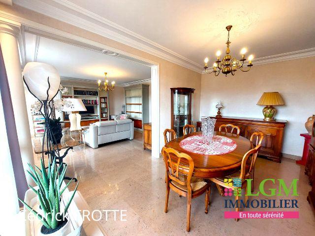 Appartement - 134 m² - 5 pièces